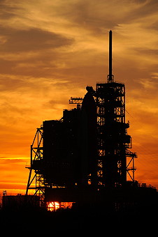 STS-122 on launch pad