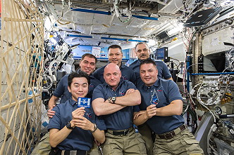 Crew ISS-45 inflight