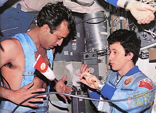 Soyuz T-11 onboard Salyut 7