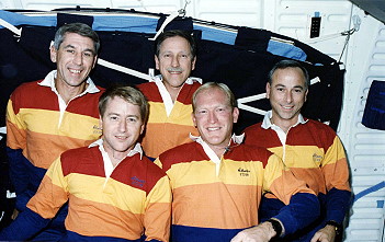 traditional in-flight photo STS-38