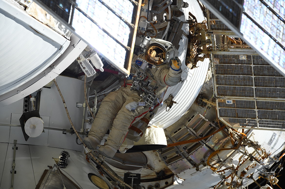 EVA on September 09, 2021