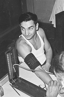 Waleri Bykowski im Training