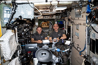 Ivan Vagner and Anatoli Ivanishin onboard ISS