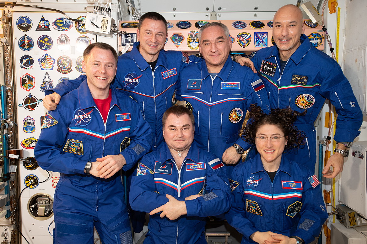 Crew ISS-60