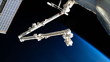 Canadarm2