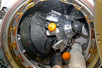 Progress MS-14 unloading