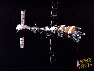 Salyut 7 with Soyuz T-5