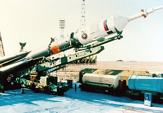 Soyuz TM-17 rollout