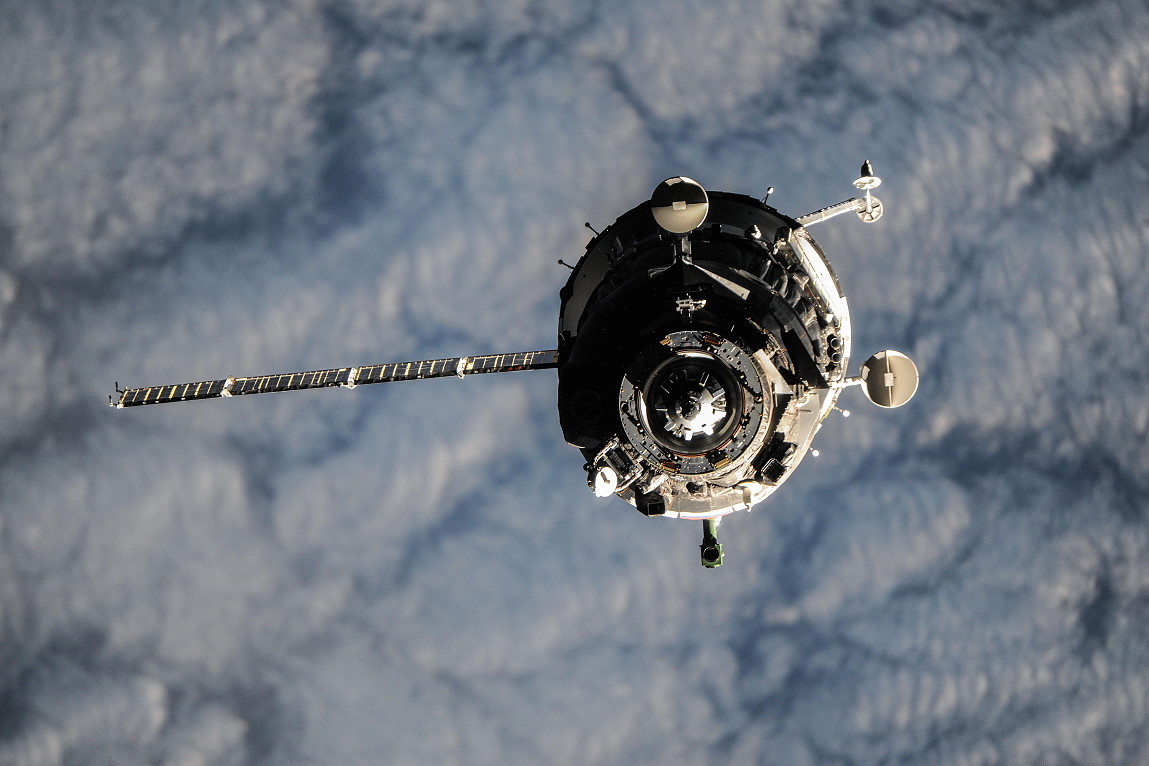 Soyuz TMA-17M arrival
