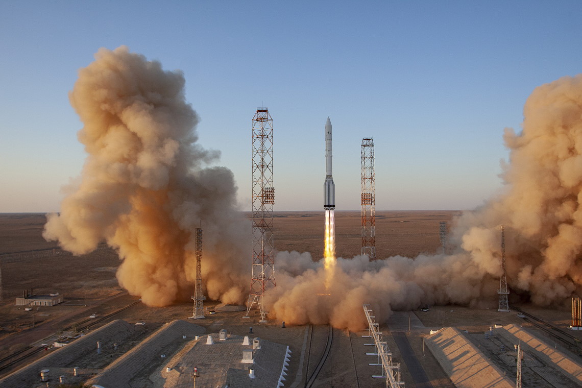 Start der Proton-M-Rakete mit Nauka auf der Spitze