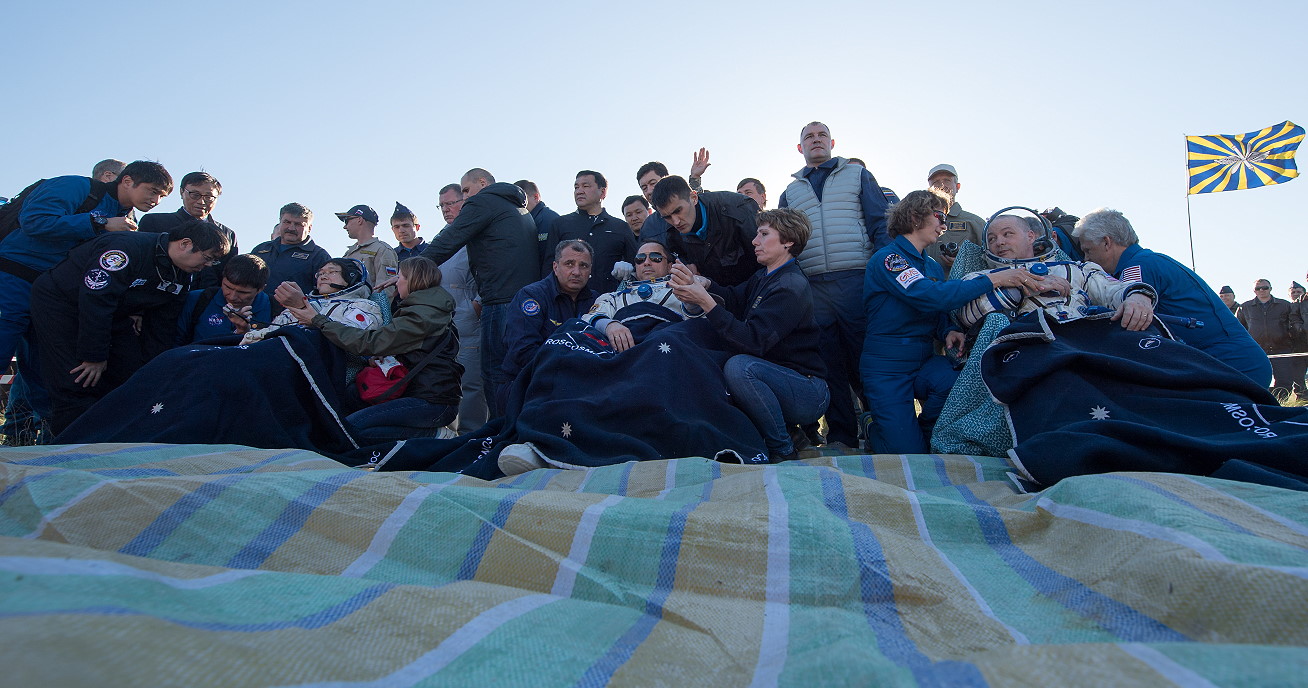 Soyuz MS-07 recovery