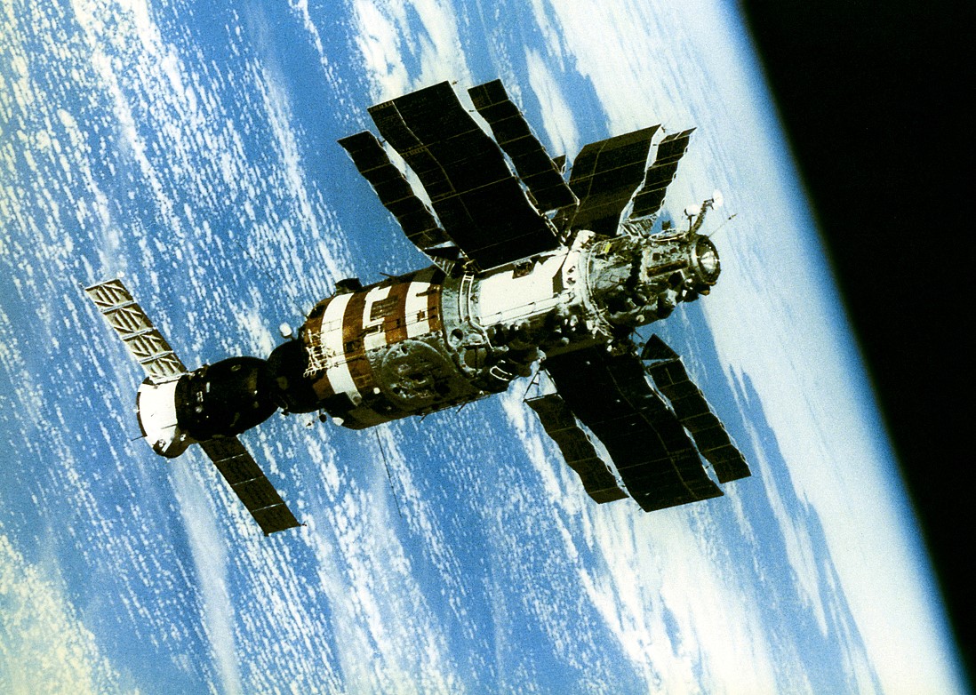 Soyuz T-14 with Salyut 7