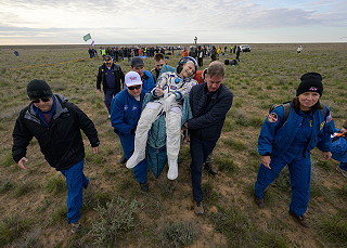 Soyuz MS-26 recovery