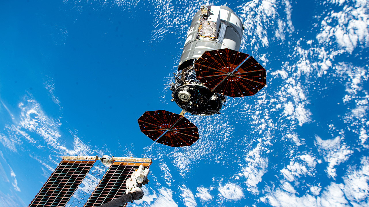 Cygnus NG-19 departure