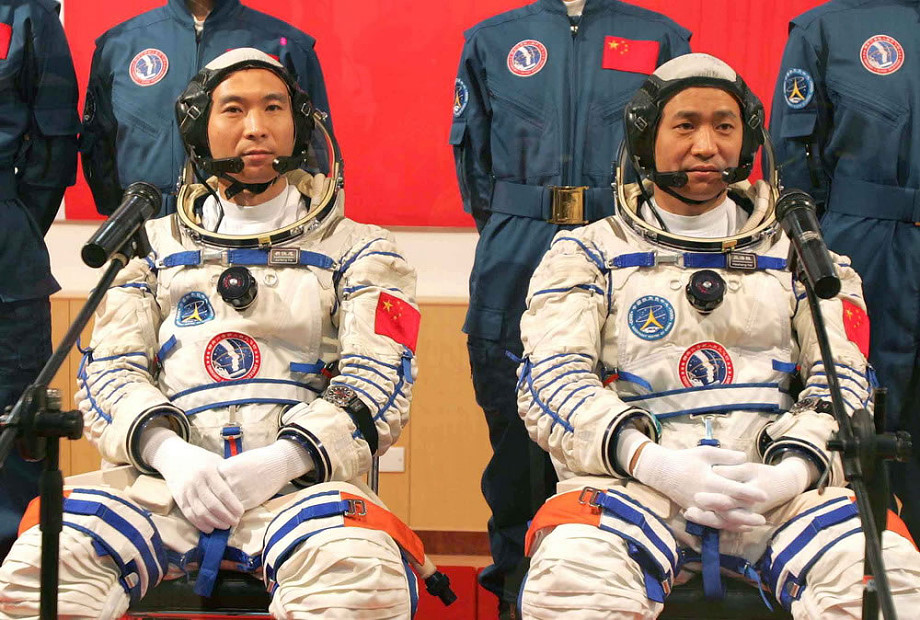 Crew Shenzhou-6