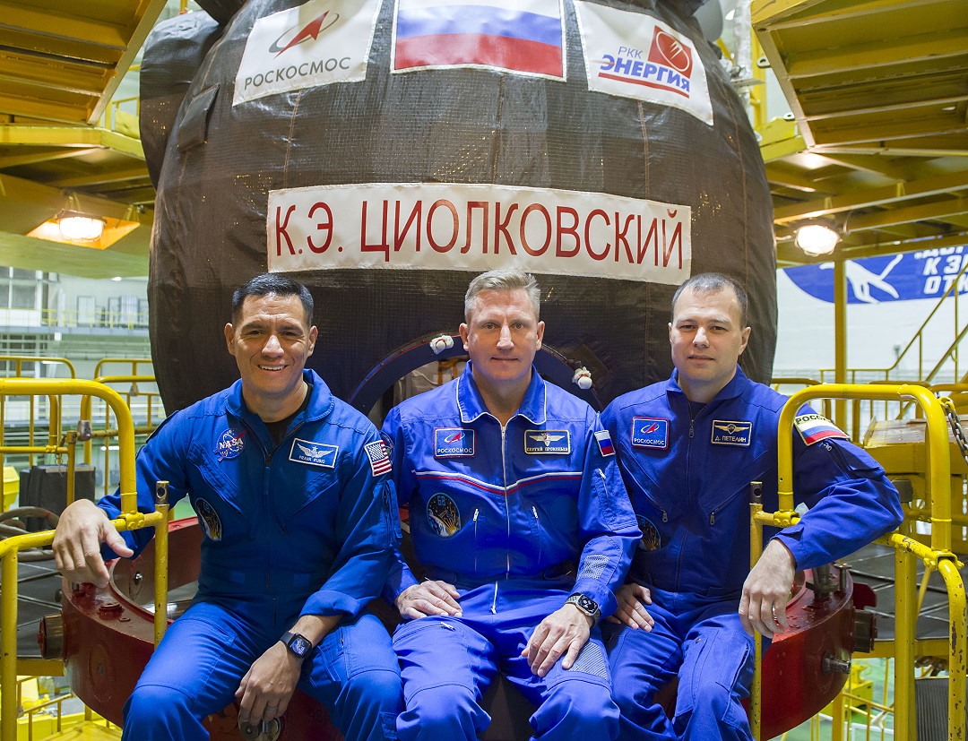 Crew Soyuz MS-22