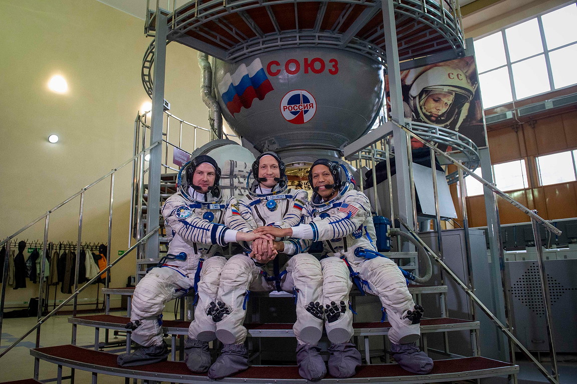 Crew Soyuz MS-27 (backup)