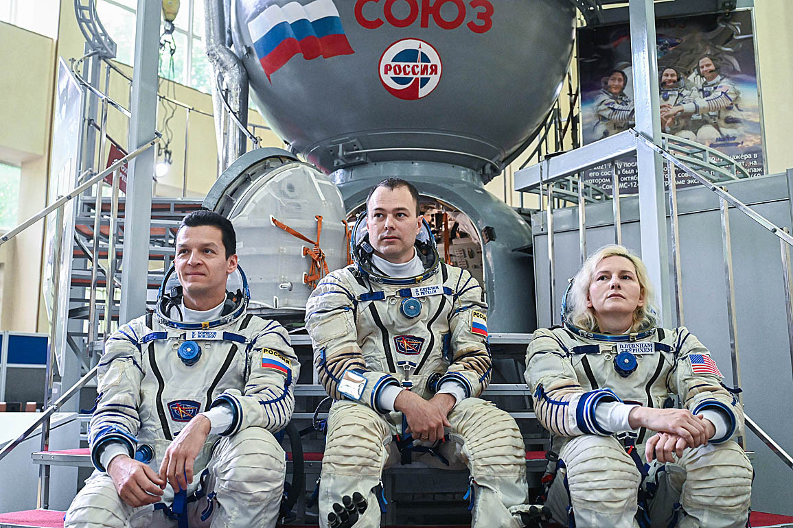 Crew Sojus MS-29 double