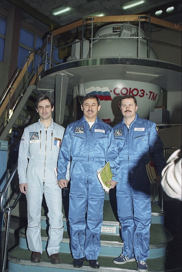 Crew Soyuz TM-27