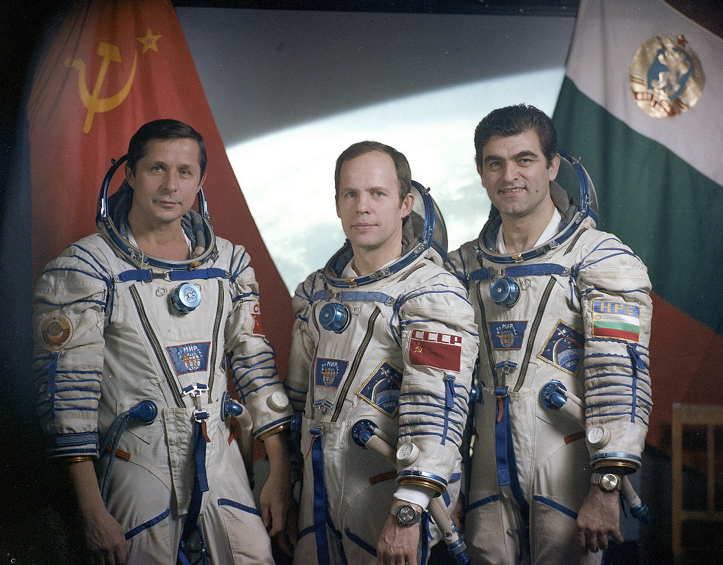 Crew Soyuz TM-5