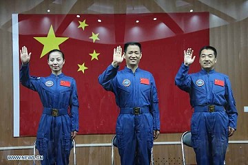 Crew Shenzhou-10