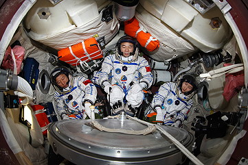 Crew Shenzhou-9