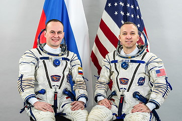 Crew Soyuz MS-04 backup